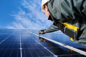 Napelem panel és inverter telepítése